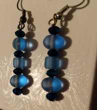 Load image into Gallery viewer, Blue glass earrings**